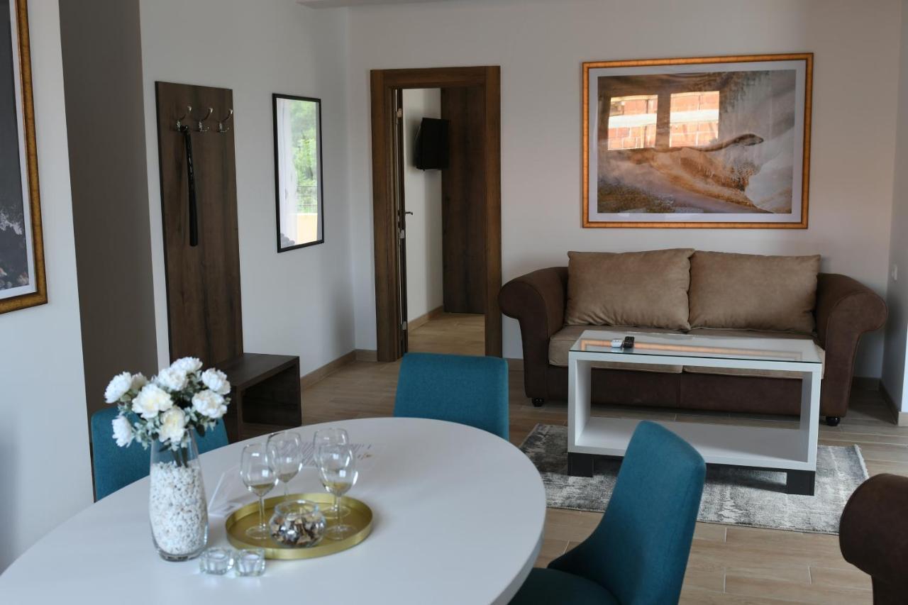 Casa D Argento Apartment เวลิโก กราดิชเต ภายนอก รูปภาพ