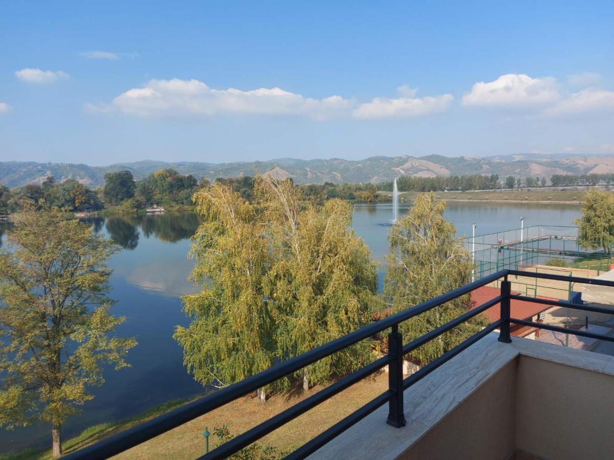 Casa D Argento Apartment เวลิโก กราดิชเต ภายนอก รูปภาพ
